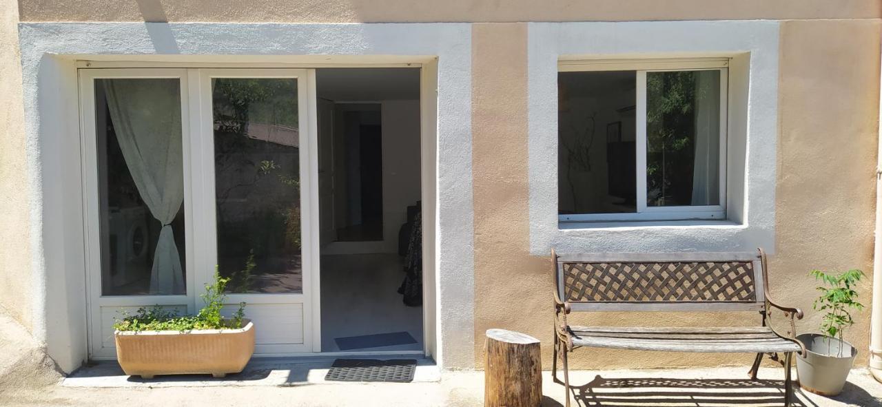 Les Mondes - Appartement Bas De Maison Ensues-la-Redonne Εξωτερικό φωτογραφία